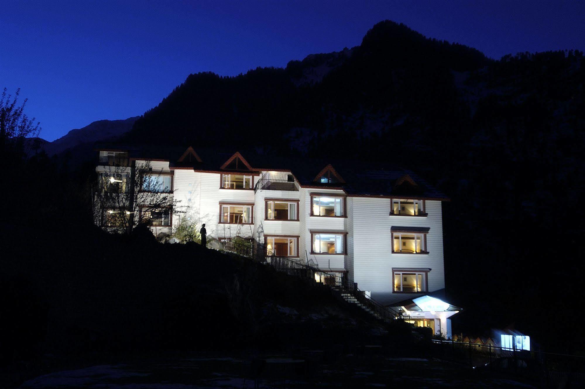 Apple Country Resorts- A Vegetarian Place Manāli Exterior foto
